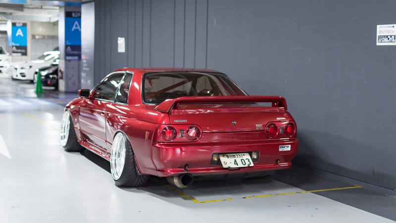 Nice R32, nice parking spot